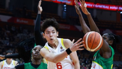 世界杯直播软件官网-女篮队长首秀！杨舒予14+5+7扮攻传核心 7助攻全场最高